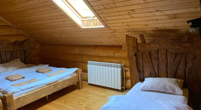 Hotel Berloga-Sinevir, Rezerwuj Hotel Hotele w Transcarpathia ze śniadaniem, Śniadanie