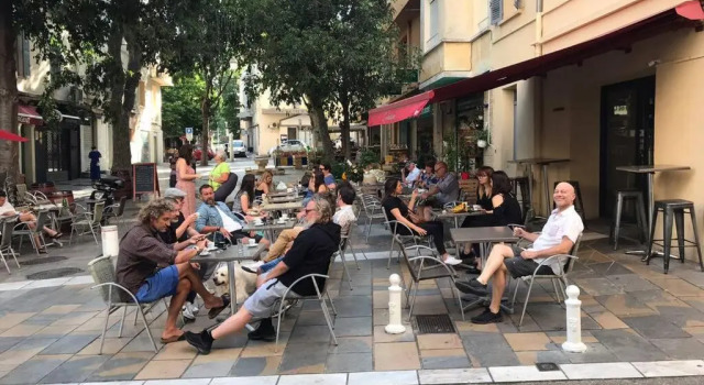 La petite oasis, newly renovated, Забронировать Отель Отели и гостиницы Тулона, рядом с Galerie Michel Estades, Отель