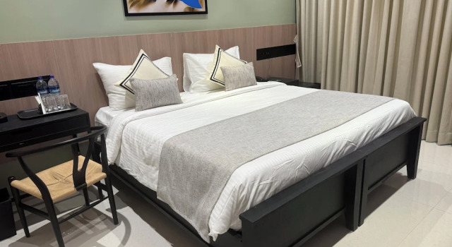 Hotel Mumbai House Valnai Malad, Забронировать Отель Отели штата Махараштры 3 звезды, 3*