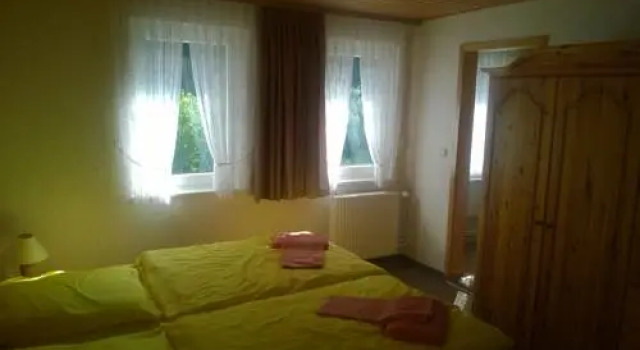 Pension Wiedaer Hütte, Book Hotel Hoteller i Wieda med parkering, Parkering