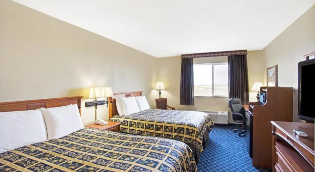 Standardowy czteroosobowy pokój Days Inn Brigham City