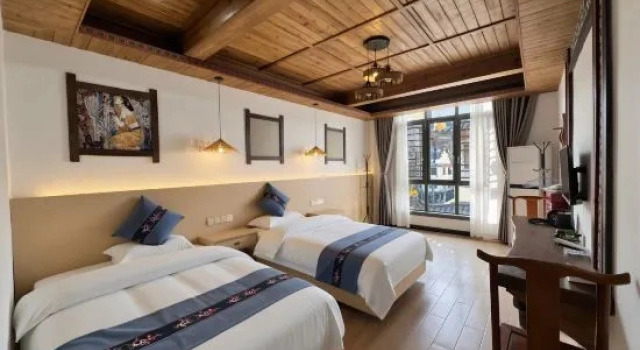 Люкс Furong Zhenjiang Xia Inn