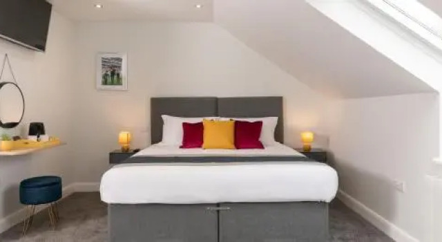Stableside Hostel at York Racecourse, Забронировать Хостел Хостелы Англии, Хостел