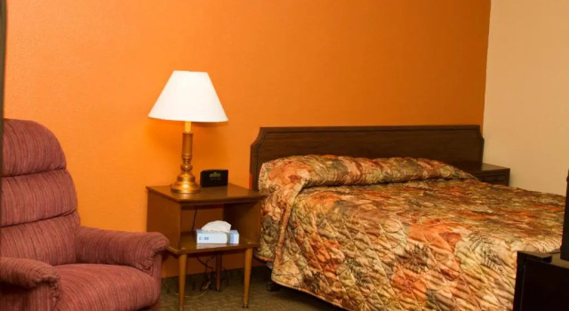 Номер Deluxe Cottonwood Inn & Suites