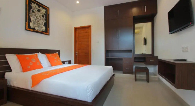Вилла с бассейном с 2 комнатами Lotus Tirta Seminyak