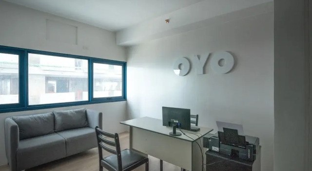 OYO 450 One Spatial By Filinvest, Забронировать Отель Пасиг 