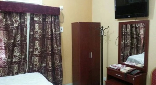 Barakat Al Aseel, Varaa Hotelli Al Aziziya 