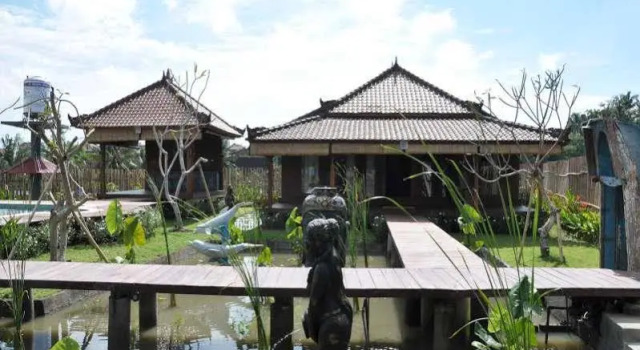 Villa Surya Abadi 1, Rezervovat Vila Chaty v Bali, Chalupa