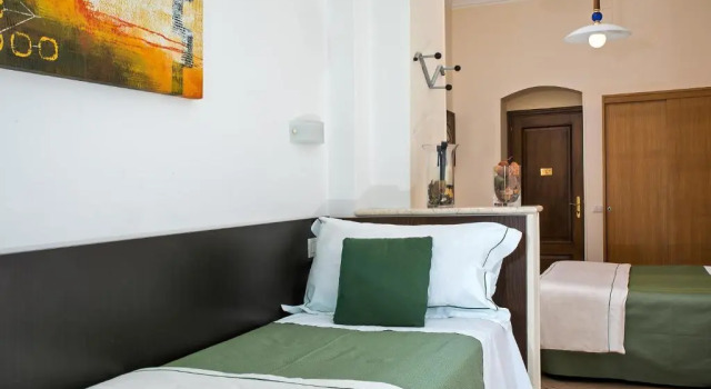 Трёхместный номер Standard Hotel "La Pensione Svizzera"