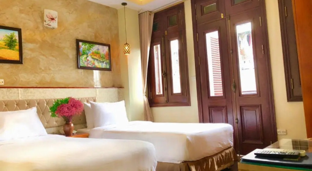 Двухместный номер Deluxe Queen Light Hotel - Ha Noi Old Quater