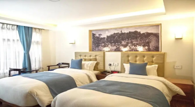 MeroStay204Satkar hotel, Забронировать Отель Тамель 