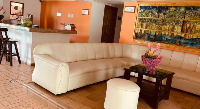 Hotel Barranqueros, Rezervați Hotel La Tebaida 