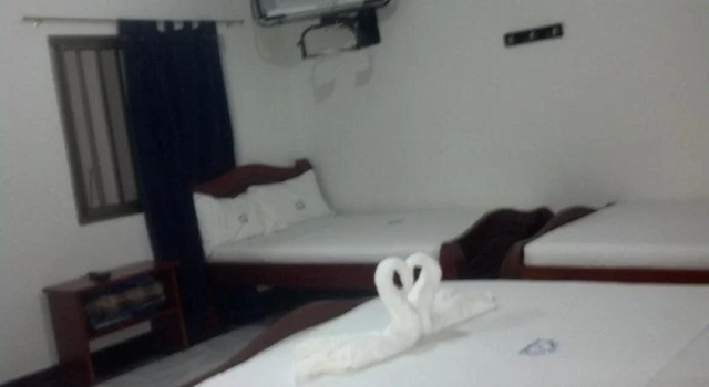 Hotel EL Paraíso De Las Gemelas, Rezervasyon Otel Quindio otoparklı oteller, Otopark