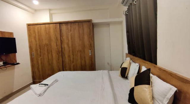 iROOMZ P Homes