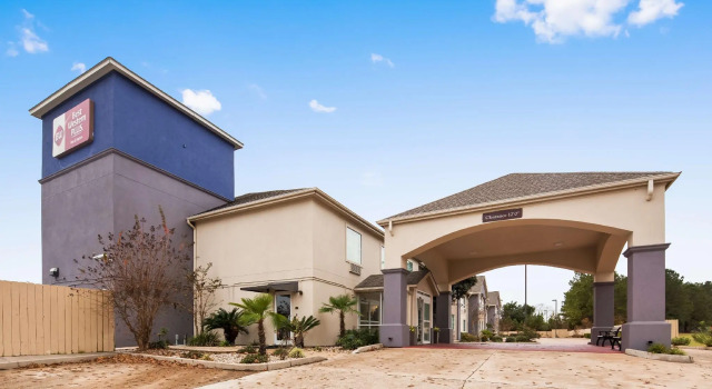 Полулюкс Best Western Plus Deridder Inn & Suites
