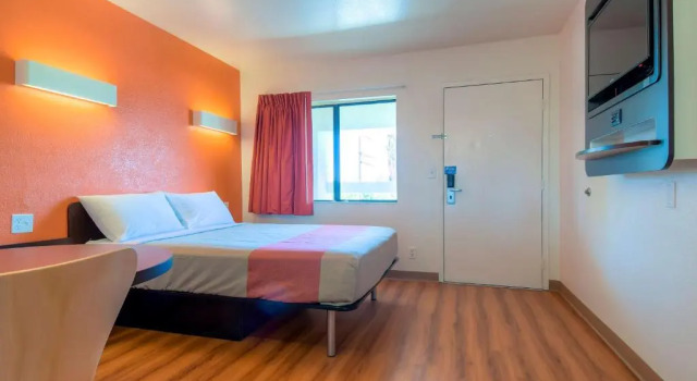 Двухместный номер Deluxe Motel 6-Palm Springs, CA - Downtown
