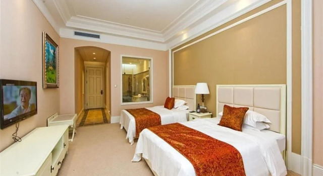 Blue Sky Hotel Yantai, Забронировать Отель Яньтай Yantai Region