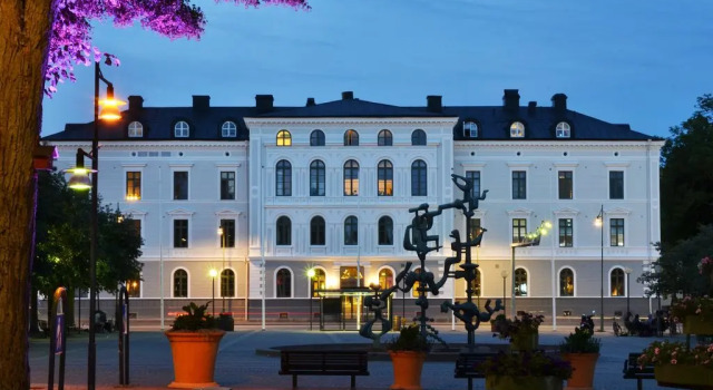 Vänerport Stadshotell i Mariestad, Book Hotel  