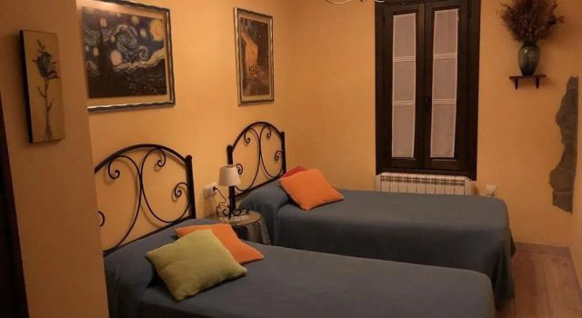 House With 3 Bedrooms in Sobás, With Wonderful Mountain View Near the Slopes, Book Hotel Hotels in Aragon with Parking, Parking
