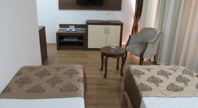 Трёхместный номер Standard с частичным видом на море Olbia Hotel