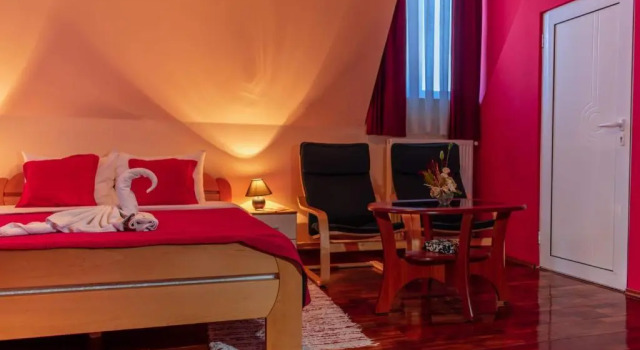 Трёхместный номер Standard Garni Hotel Lama