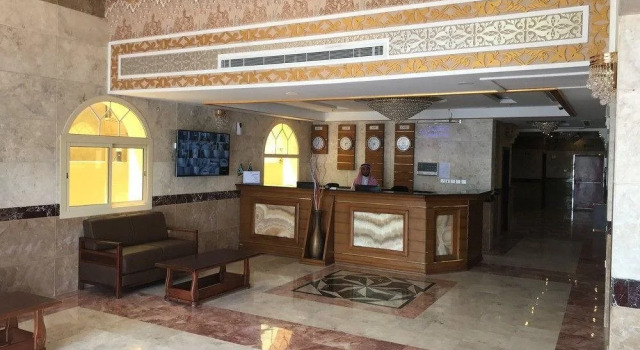 La Fontaine Reval Hotel, Забронировать Отель Янбу Эль-Мадина, рядом с Yanbu Night Market