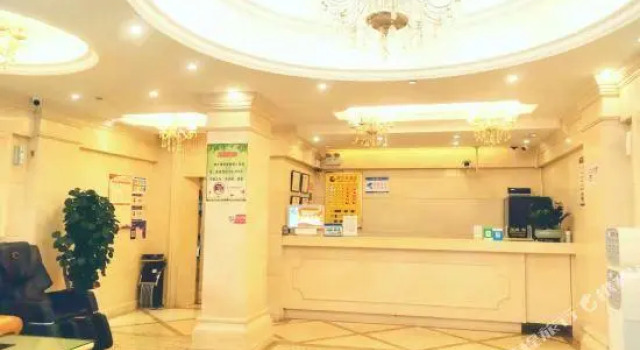 Yierf Hotel (Shenzhen Bantian Wuhe subway station store)