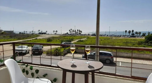 Апартаменты Carcavelos Surf Beach House