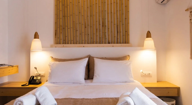Двухместный номер Superior с видом на бассейн Aktaion Beach Boutique Hotel & Spa