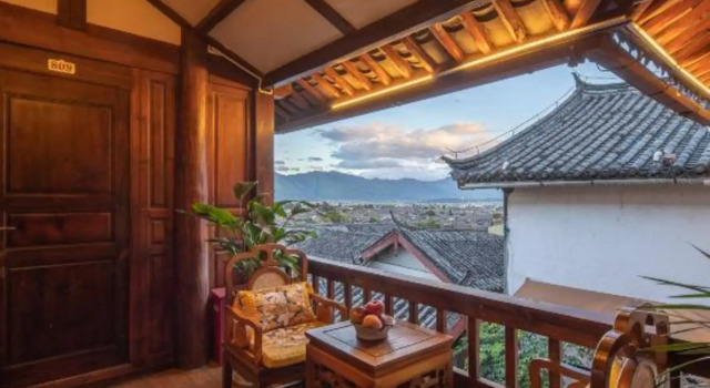 Shang Shan Inn, Забронировать Отель Лицзян Юньнань, рядом с Улица Сквер-стрит Древнего города Даянь