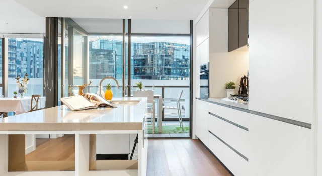 I02-china Town Luxury Service Apartment