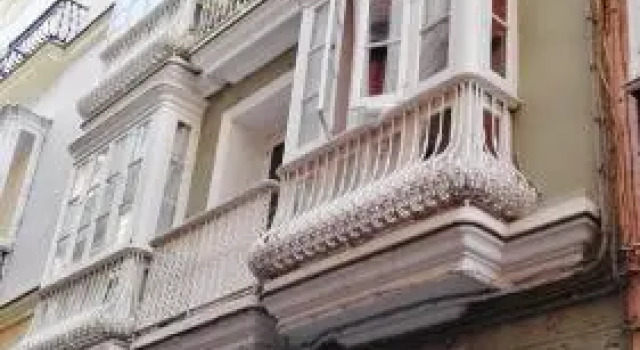 Ático Fenicia