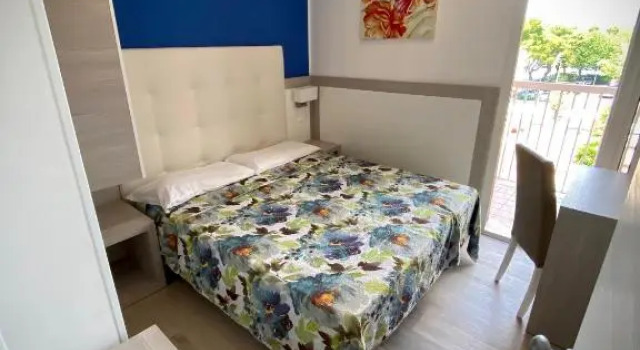 Номер Economy HOTEL DANNUNZIO