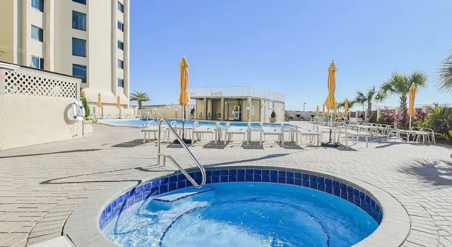 Inlet Reef 301 is an absolutely stunning 3 BR - completely remodeled Gulf Front by RedAwning, Rezerwuj Apartament Destin Emerald Coast