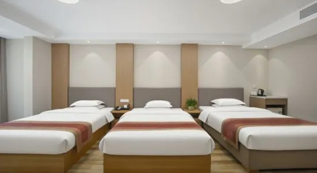 Трёхместный номер Deluxe Qingdao Hanyuan Century Hotel