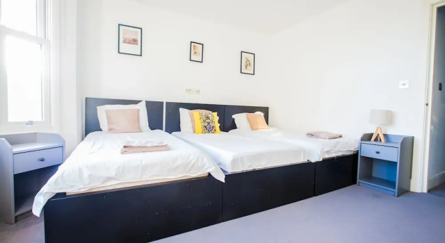 Номер Deluxe Surbiton Luxury Garden House 19A