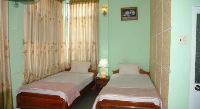 Hong Kong Hotel