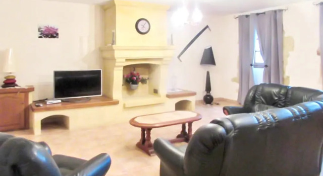 House With 4 Bedrooms in Soulaures, With Indoor Pool and Furnished Gar, Book Hotel Hoteller i Soulaures med pool, Swimmingpool
