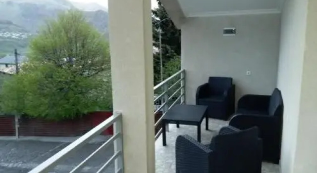 Guest House Qubi, Prenota Affittacamere Kazbegi 