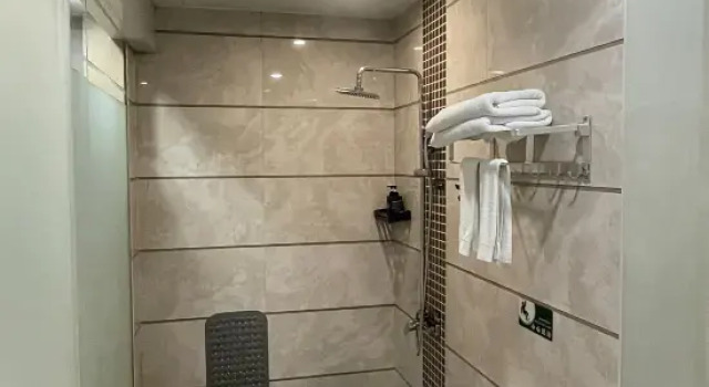 Люкс Deluxe ELONG R.YUN (Guangzhou Donghuicheng Wanda Plaza)