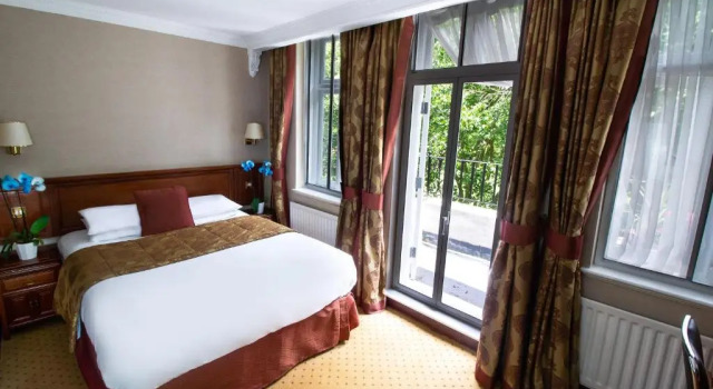 Двухместный номер Standard Rochester Hotel by Blue Orchid