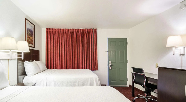 Standard Vierer Zimmer Rodeway Inn Liberal