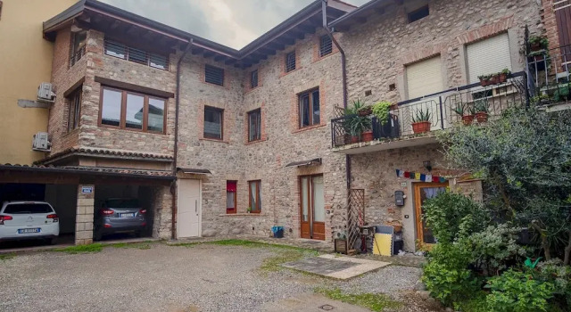 Residence Piccolo Lord 2 - Italian Homing, Book Hotel Calcinato Lombardiet