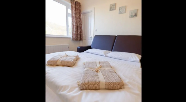 Sea Road Apartments