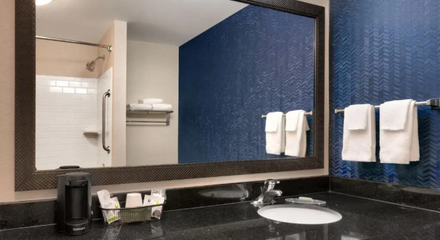 Двухместная студия Fairfield Inn & Suites by Marriott Tallahassee Central