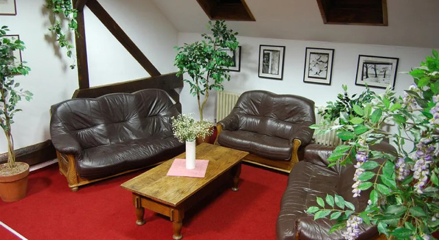 Hostel - With Private Entrance, Book Hostel / Vandrerhjem Hostels i Prague 05, Hostel / Vandrerhjem