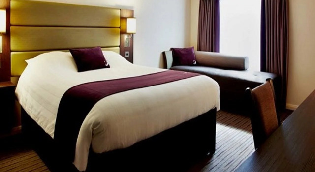 Premier Inn Poole Centre (Holes Bay), Забронировать Отель Отели Пула с парковкой, рядом с Poole Yacht Club, Парковка