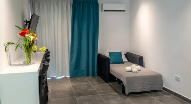 Апартаменты Superior c 1 комнатой с балконом A Maos Hotel Apartments