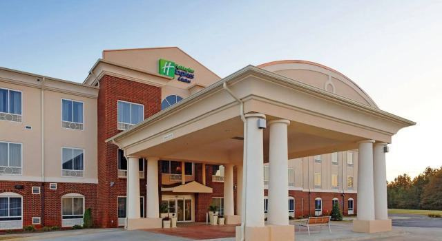 Holiday Inn Express Hotel & Suites Talladega, Boek Hotel Talladega Alabama