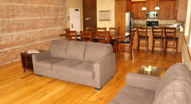 Cornerstone Inn, Buchen Sie Hotel Washington Illinois